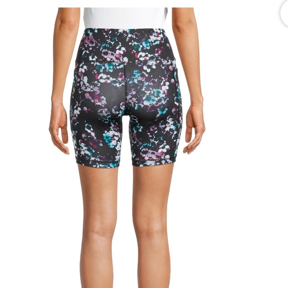 Athletic Works Women’s Performance Bike Shorts - Picture 2 of 16